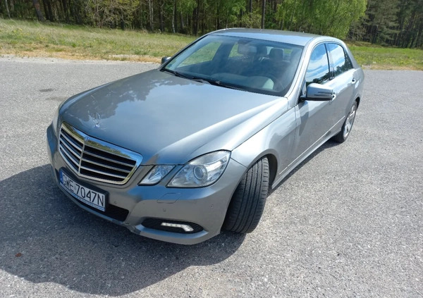 Mercedes-Benz Klasa E cena 27900 przebieg: 466666, rok produkcji 2009 z Grójec małe 22